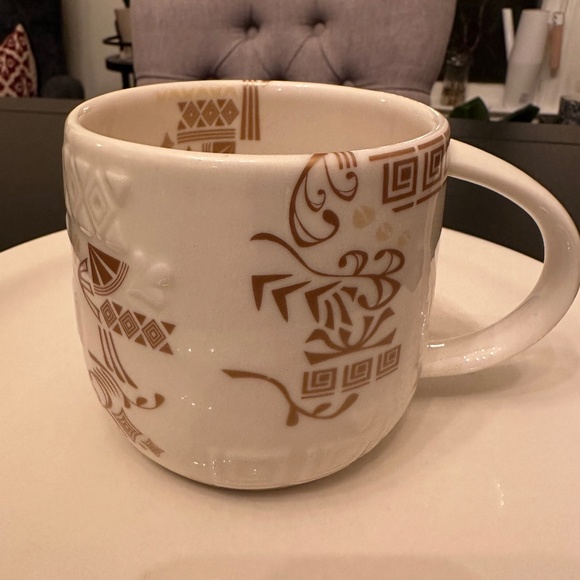 Starbucks Mug VAVAVA 2012 White & Gold Aztec Polynesian design New Bone China - Picture 1 of 12